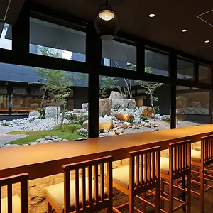 4* 호텔 오리엔탈 로쿠조